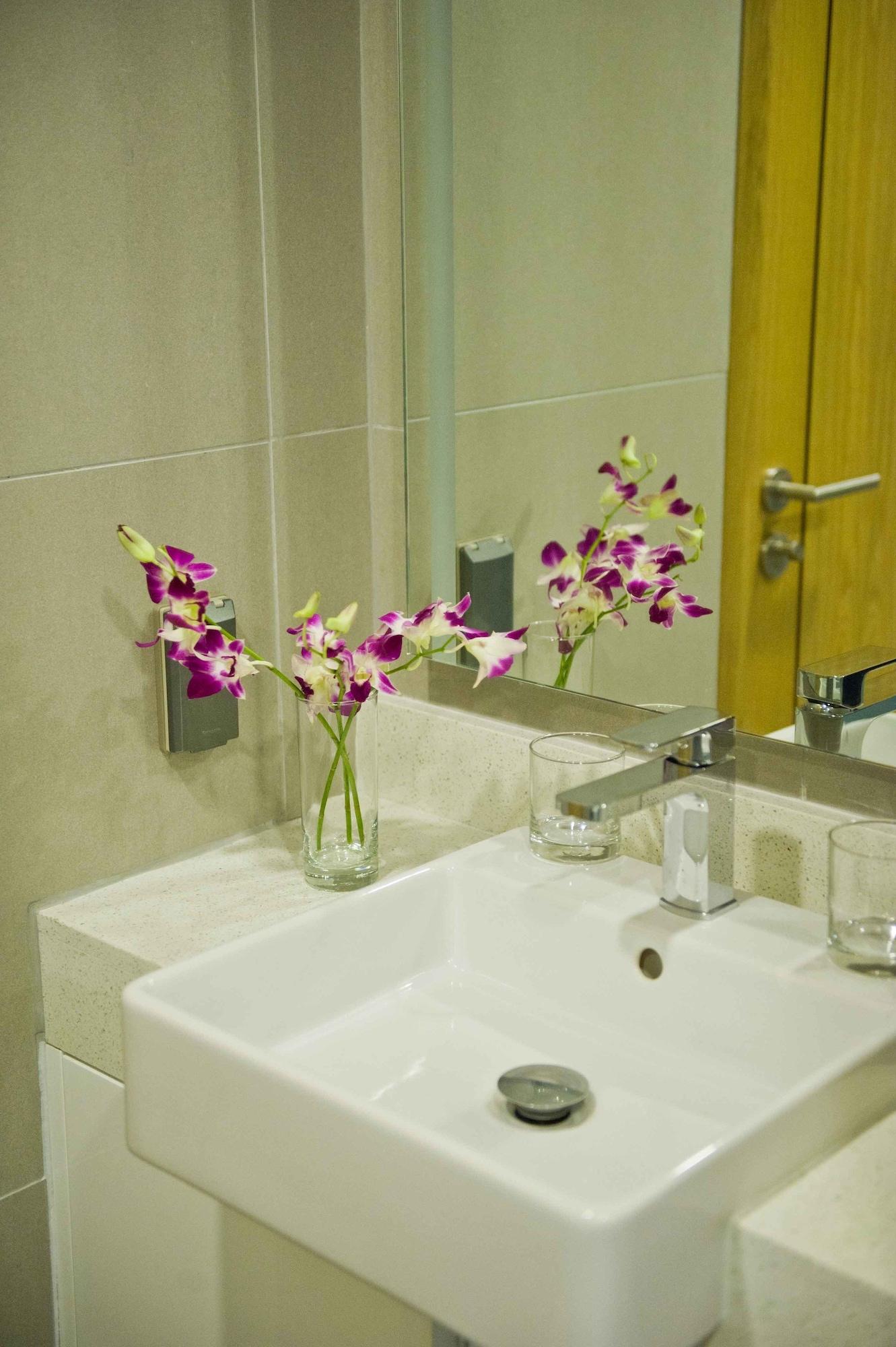 Ocean Stone Apartment Phuket Exterior photo